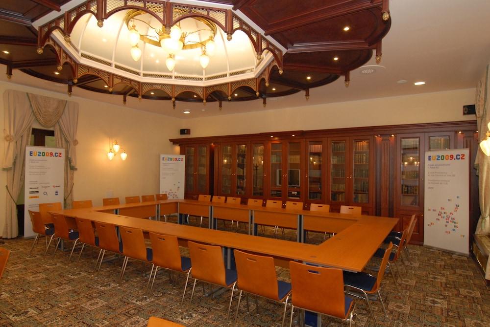 Ensana Nove Lazne Otel Mariánské Lázně Dış mekan fotoğraf